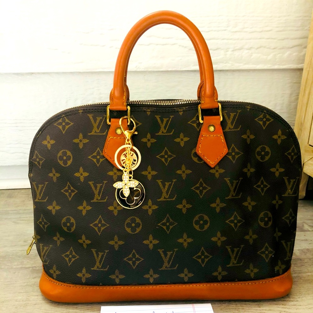 Authentic Louis Vuitton Alma PM tote purse handbag